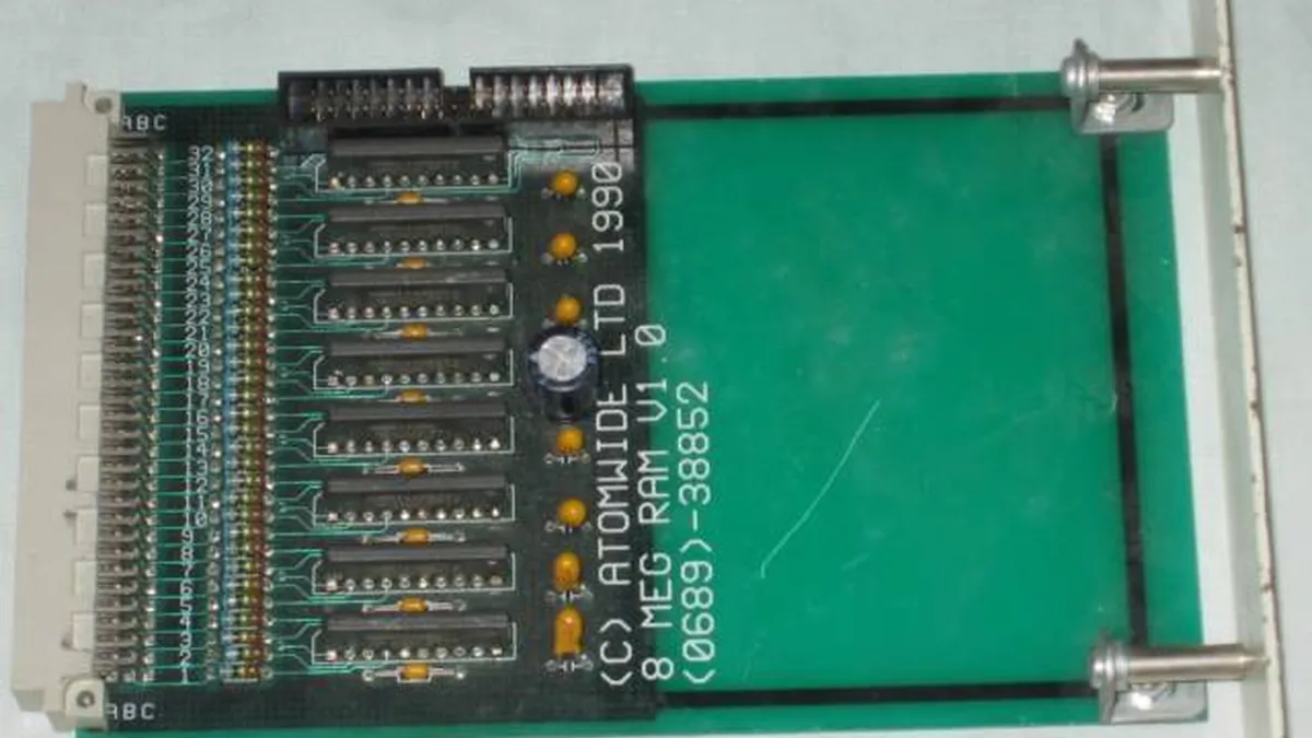Atomwide 8Meg RAM Upgrade RAM board (top)