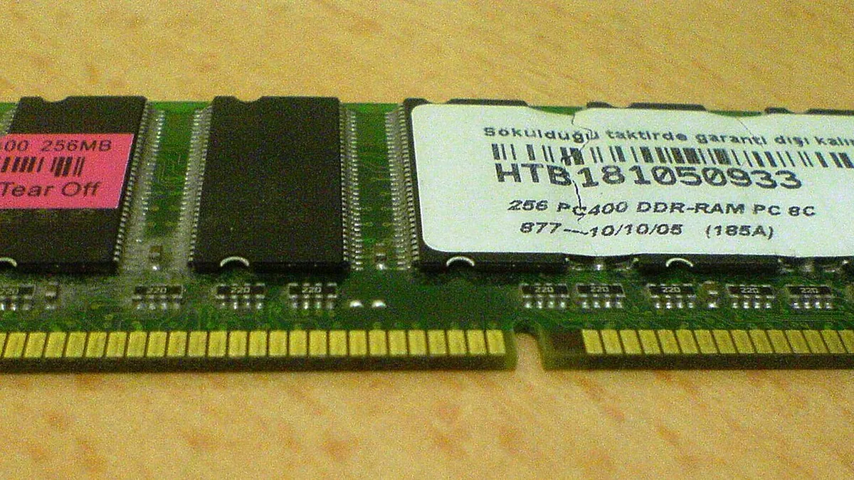 DDR 400 RAM