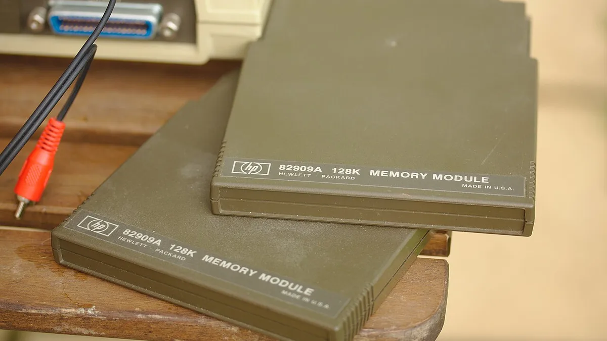HP86 RAM modules (18231239600)
