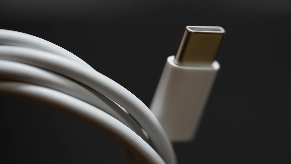 USB Type-C Cable - iPad USB-C Charger (45640822114)