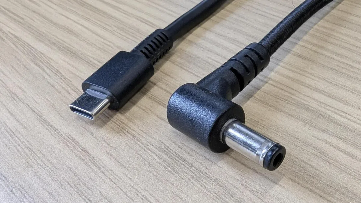 USB-C and Barrel Plug
