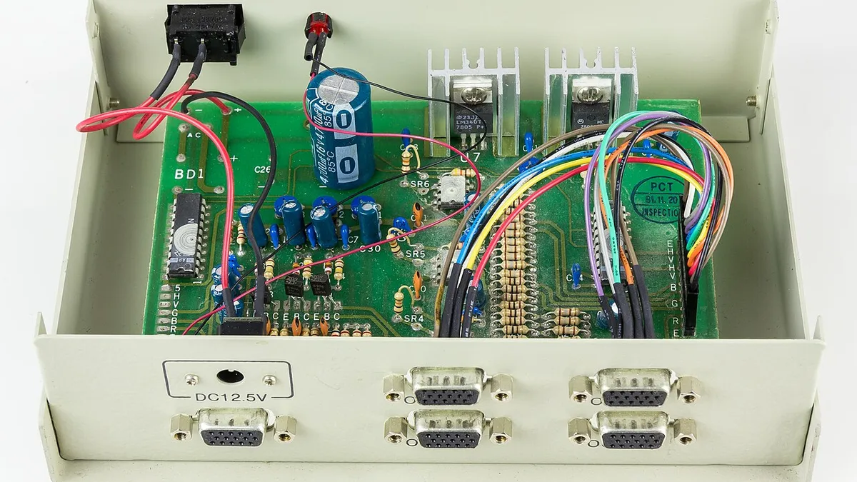 Analog Monitor Splitter (unbranded)-2314