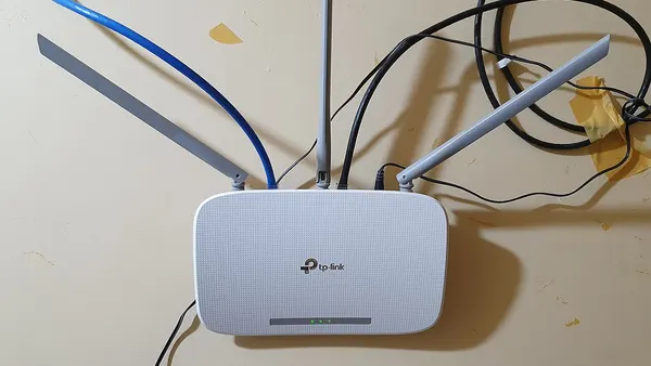 TP-Link Wireless N Router WR845N