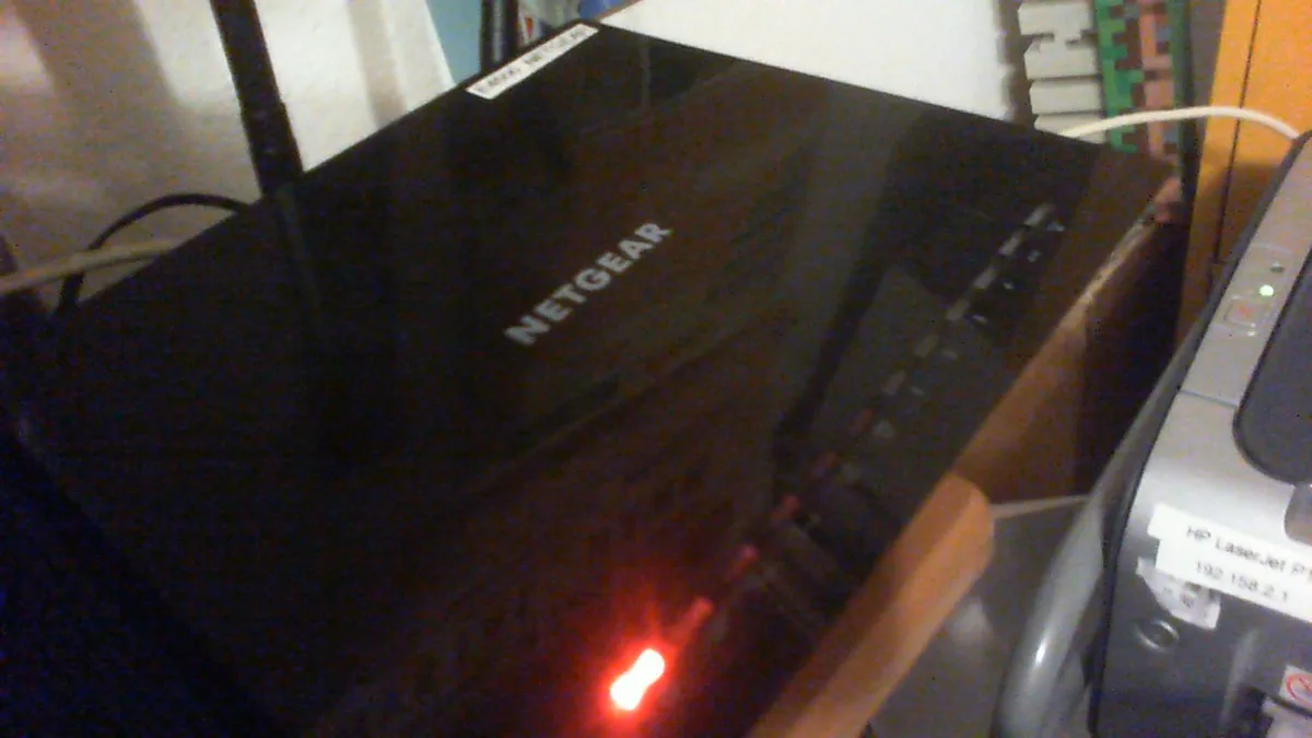 NETGEAR AC1750 Smart Wi-Fi router in CPU and motherboard initalization step 2 of 7