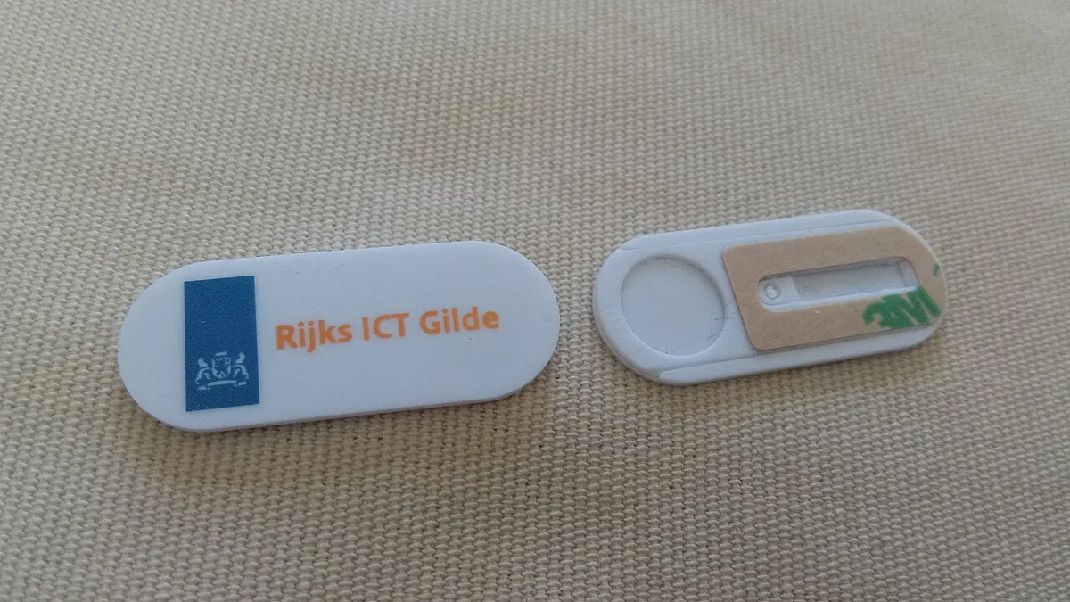 Rijks ICT Gilde webcam covers, Oude Pekela (2020) 07