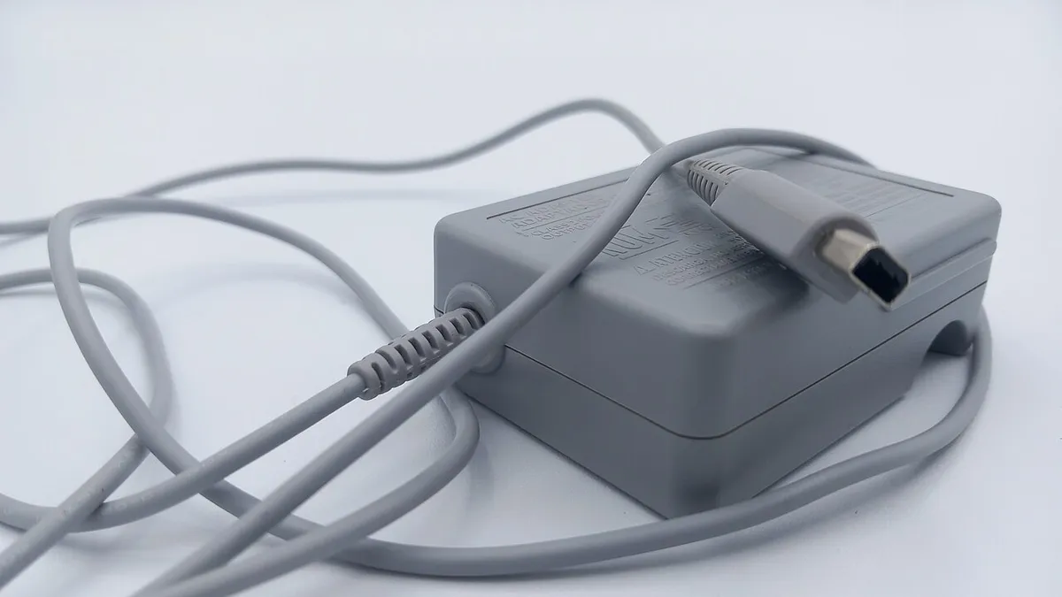 Nintendo 3DS charger