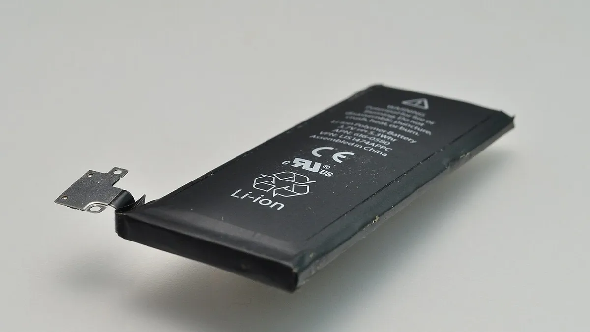 Worn-out Lithium-ion battery 001