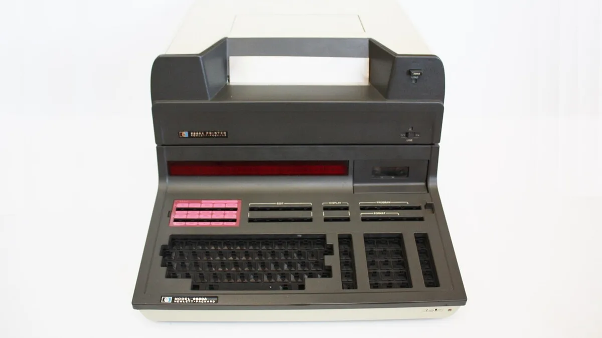 HP 9830A complete computer with printer (no key caps)