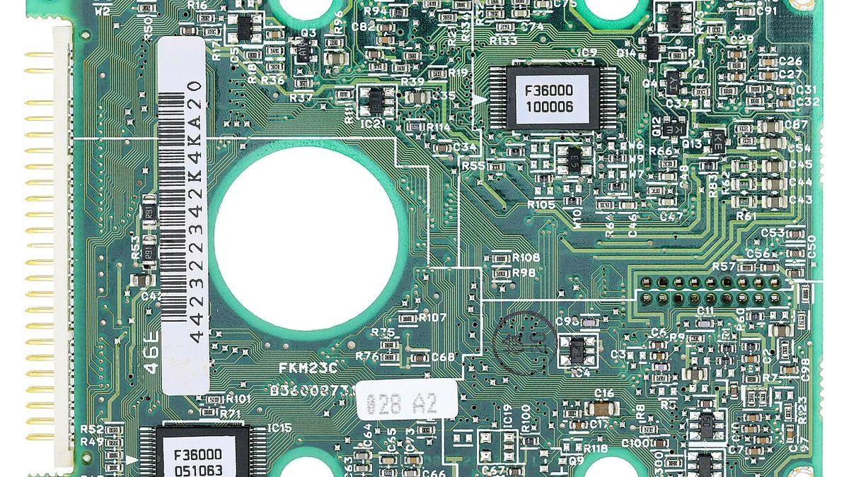Toshiba MK2326FC - hard disk controller solder side