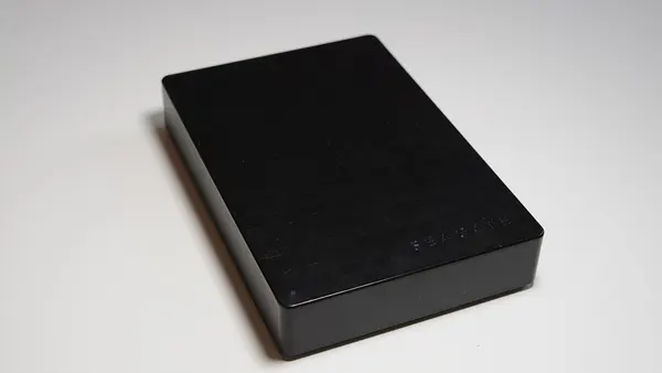 Seagate SRD0NF1 portable hard drive HS2