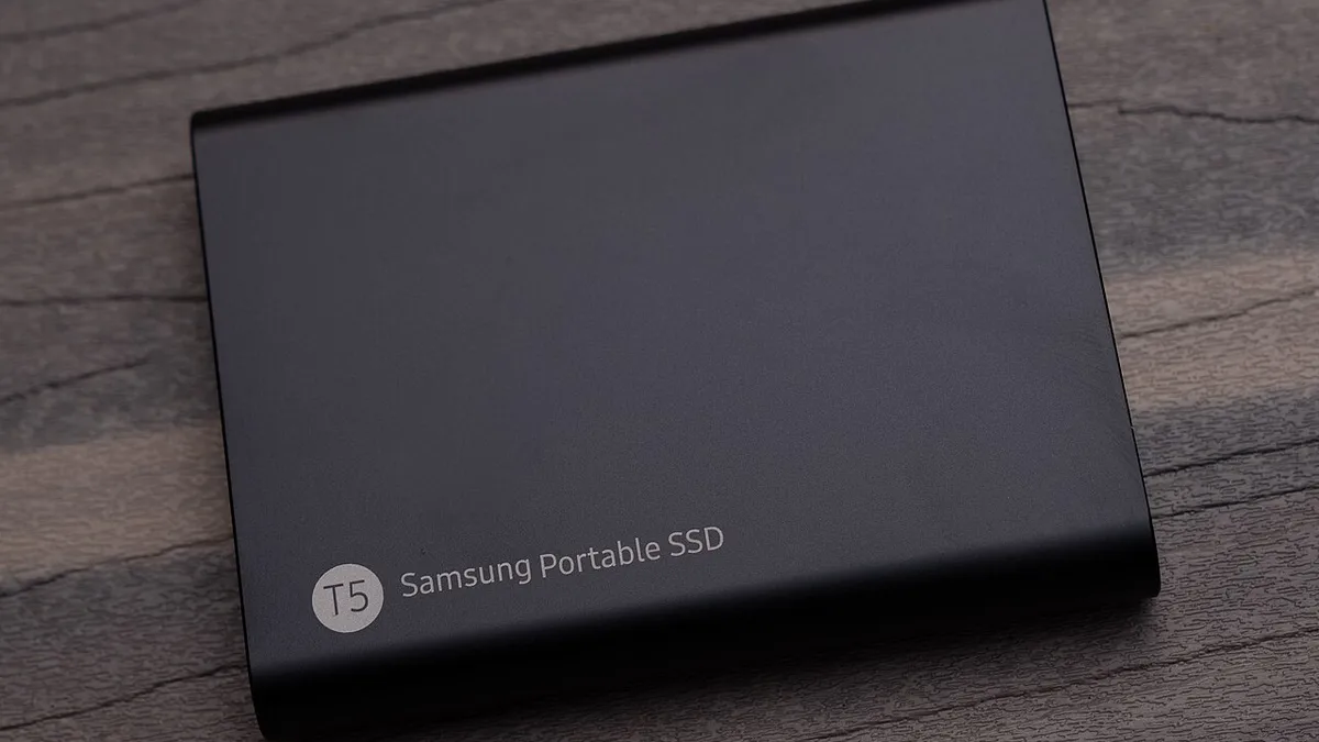 Samsung T5 Portable External SSD (Solid State Drive) (43544308485)