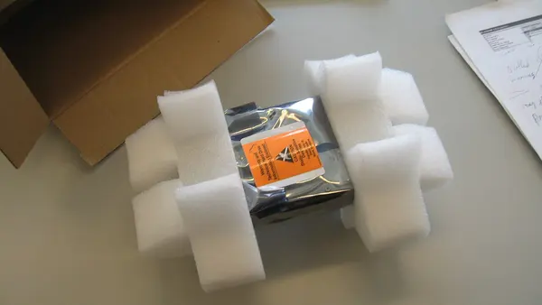HP hard disk drive unboxing - IMG 2409