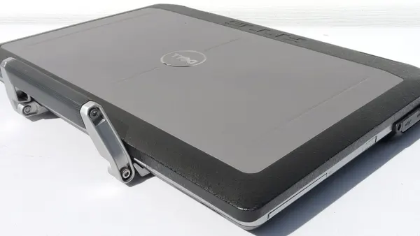 Dell Latitude e6430 atg frontcorner2 (25454151374)