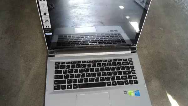 Lenovo IdeaPad Flex14 laptop