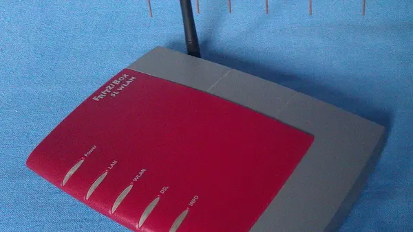 Yagi-Uda antenna for Wi-Fi on Router