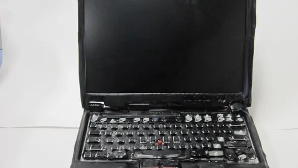 2001-91-1 Computer, Laptop, Pentagon (5891422370)