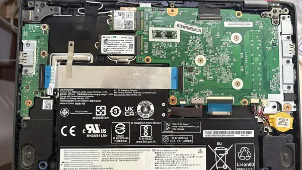 Internal structure of Lenovo laptop