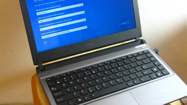 Laptop Computer Windows Operating System Install Installation (23570504174)