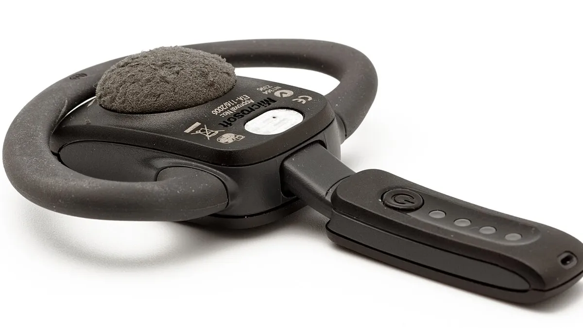 Wireless headset Microsoft ETA 116-2006 03