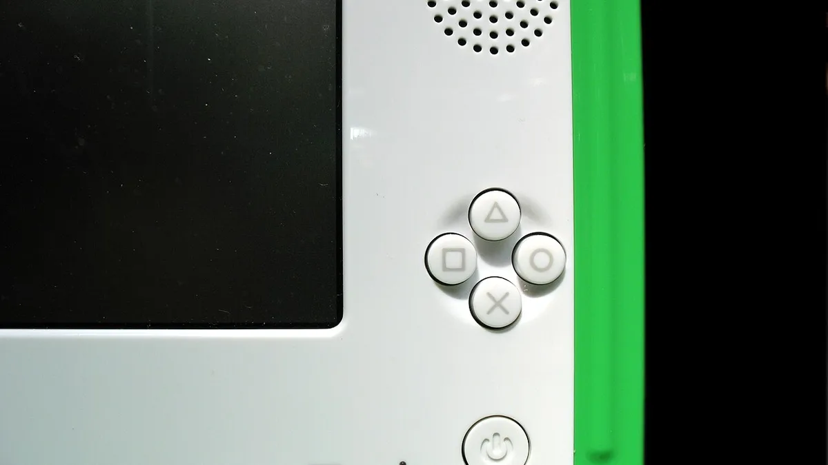 A One Laptop per Child computer - Buttons (1273766774)
