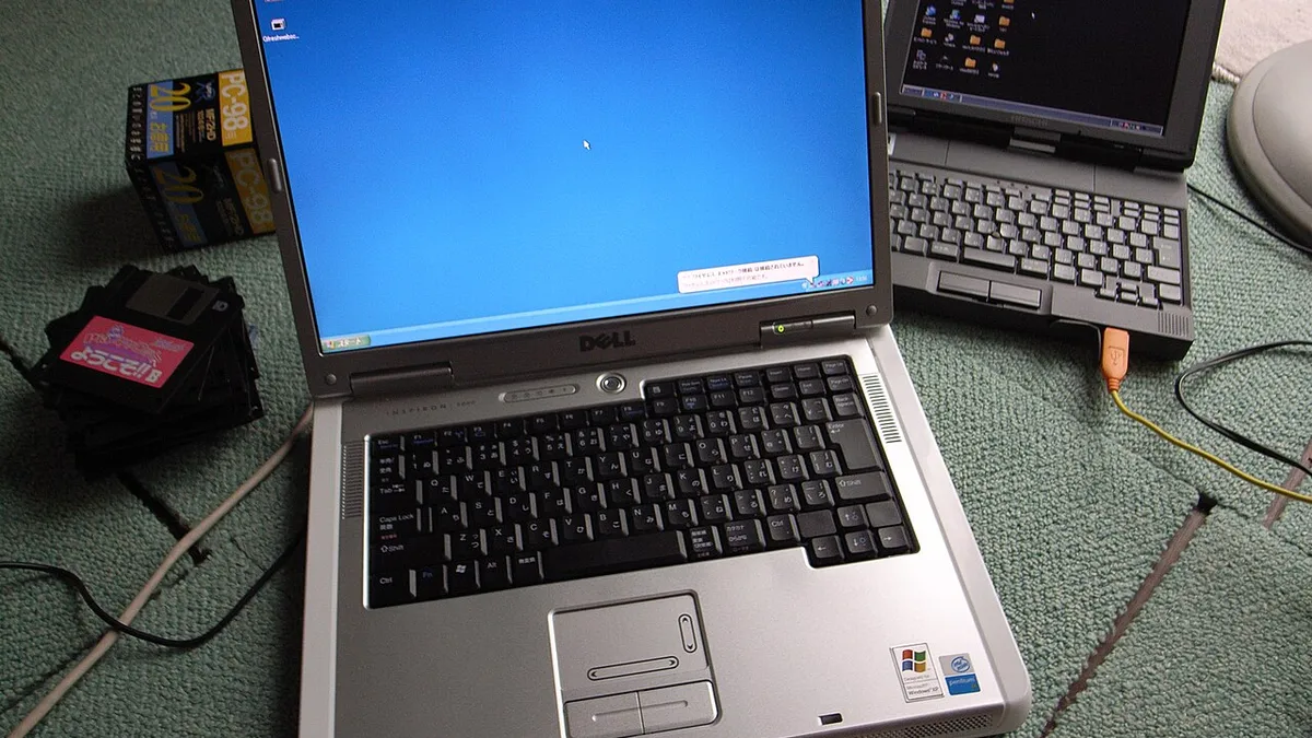 Dell Inspiron Notebook and Hitachi