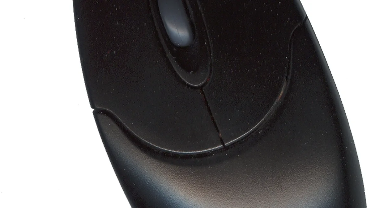 Generic computer mouse with scrollwheel