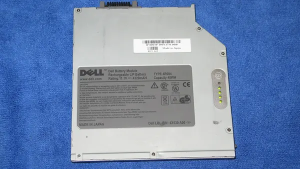Dell Laptop Secondary Battery with charge level indicator