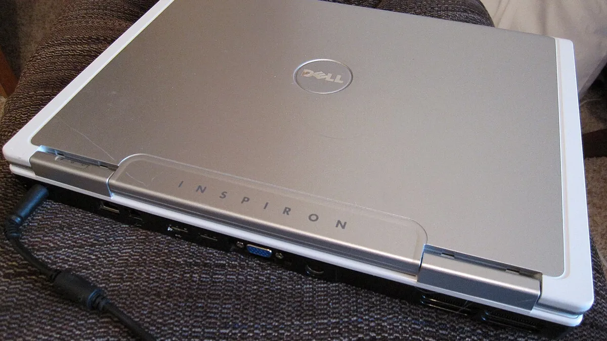 Dell Inspiron E1505 (1)