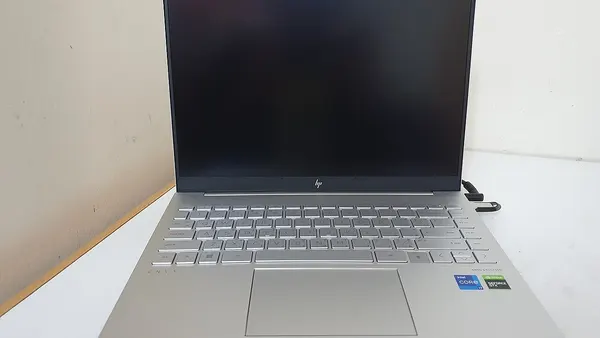 HP ENVY 14 eb0001nx Laptop