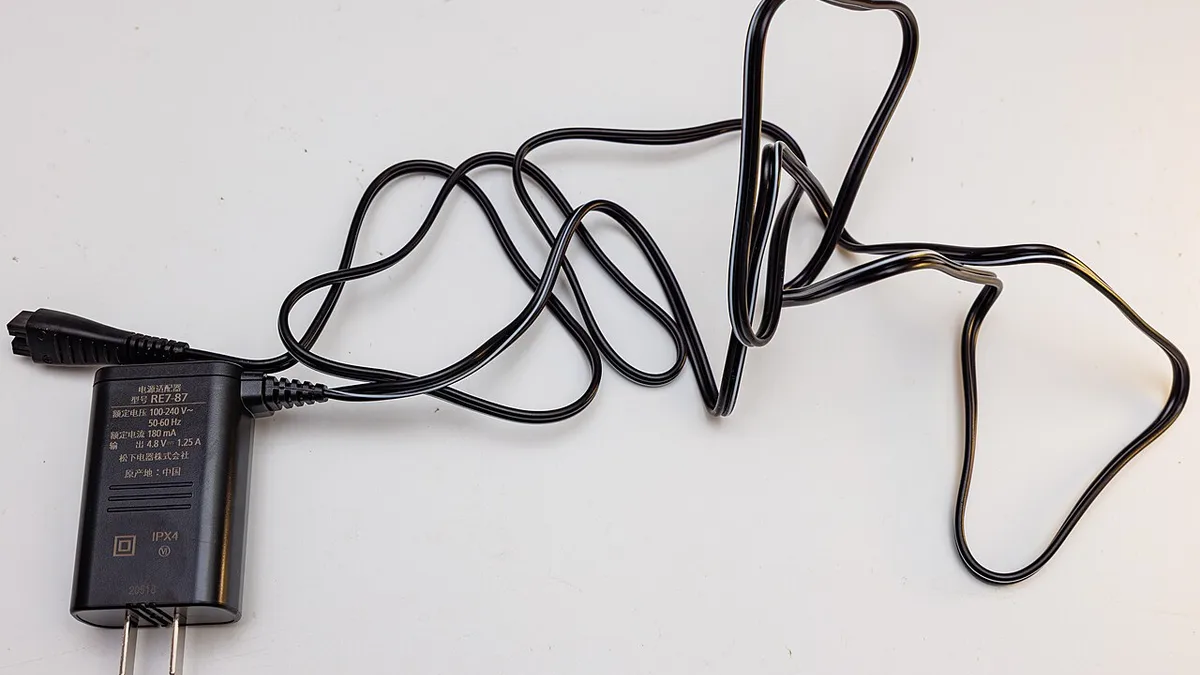 Panasonic AC ADAPTER RE7-87 (2)