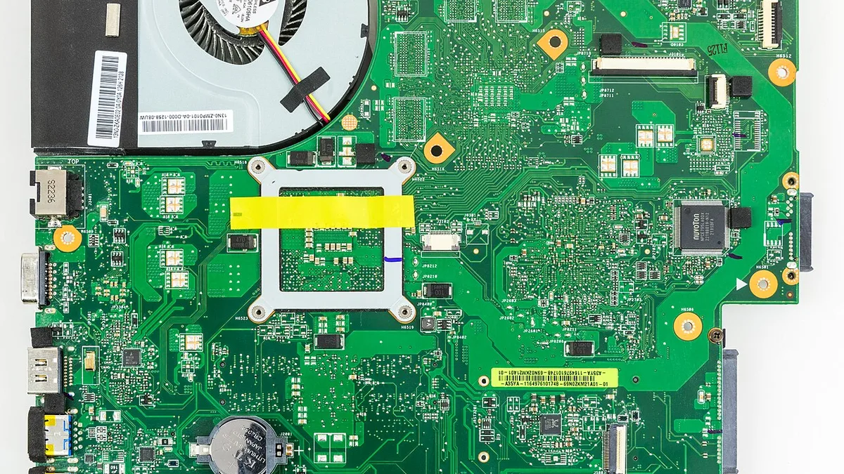 Medion Akoya E6228 - motherboard-7600