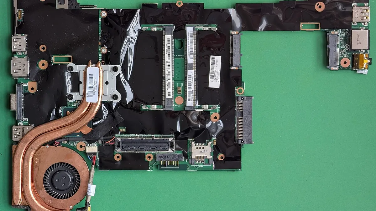 Lenovo ThinkPad X220 Motherboard (FRU 04W3286) with empty RAM slots