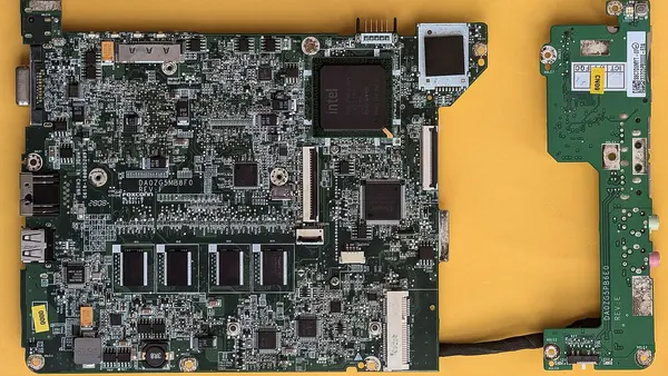 Acer Aspire One ZG5 motherboard DA0ZG5MB8F0 - top view