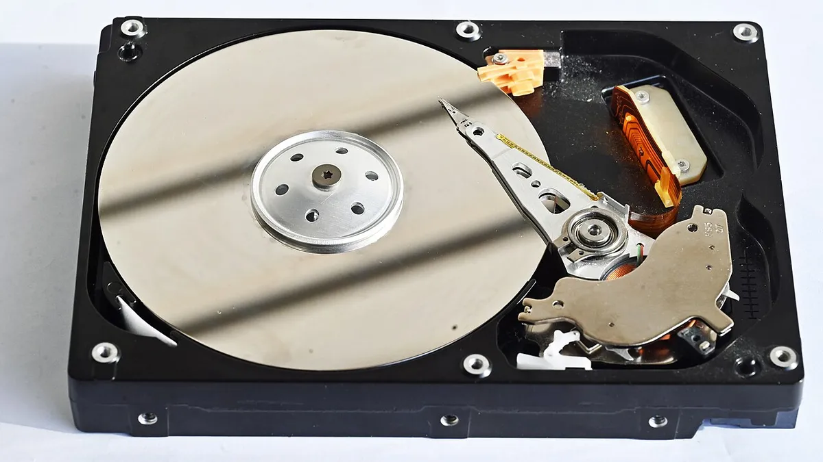 Hatachi 500 GB hard drive, 2011