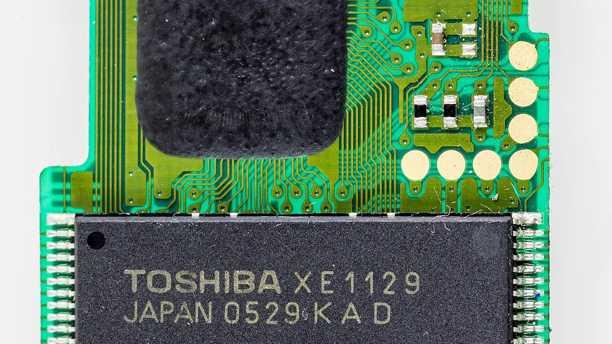 1 GB SD card, board-1024