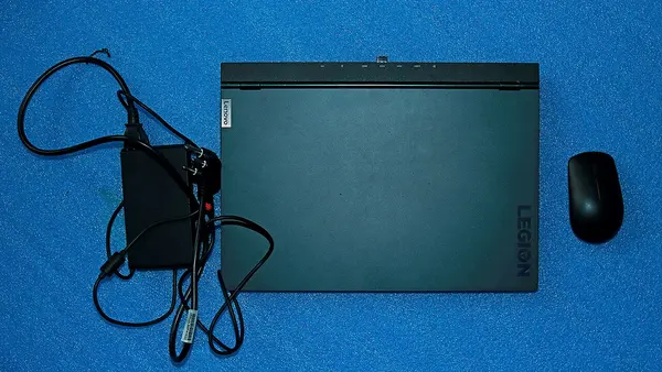 Lenovo legion (laptop) & Lenovo 400 Wireless (Mouse) IMG 6309ab