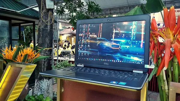 Dell Latitude E7240
