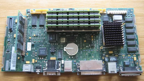 HP-HP9000-712-60-Workstation-Motherboard 39