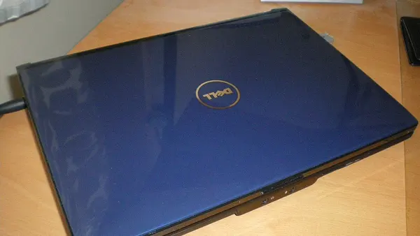 Dell Inspiron 1318